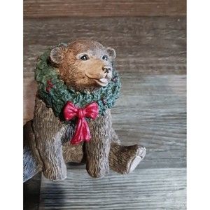 Tom Rubel's Brown Bear Christmas Wreath Figurine